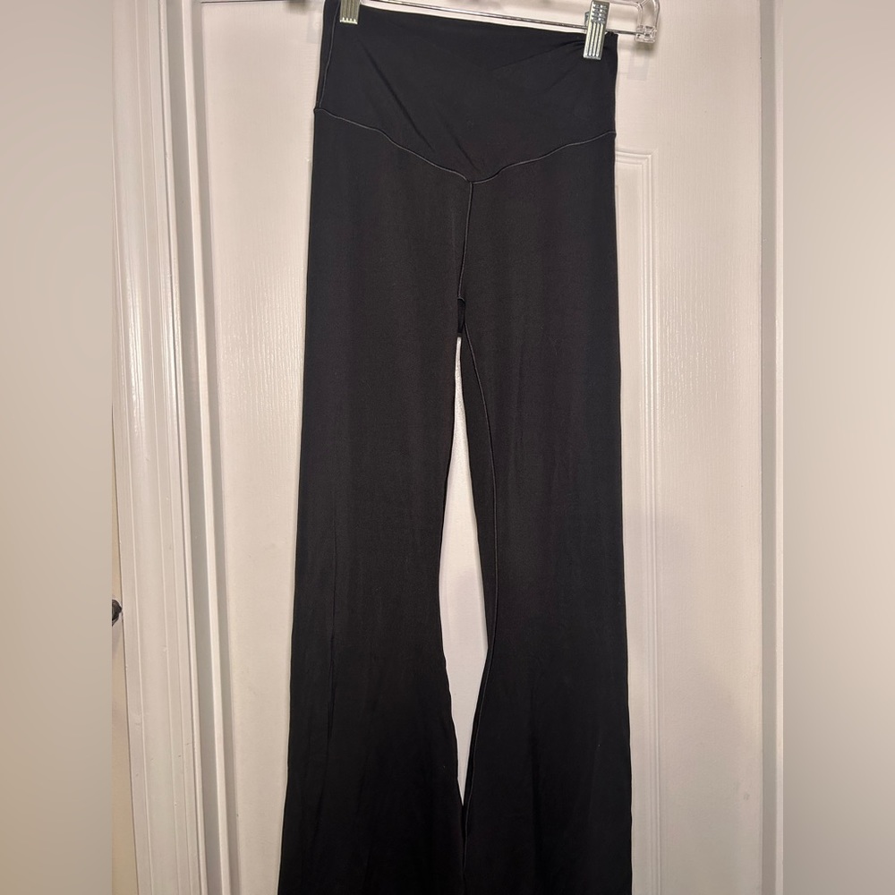 Black Offline Leggings